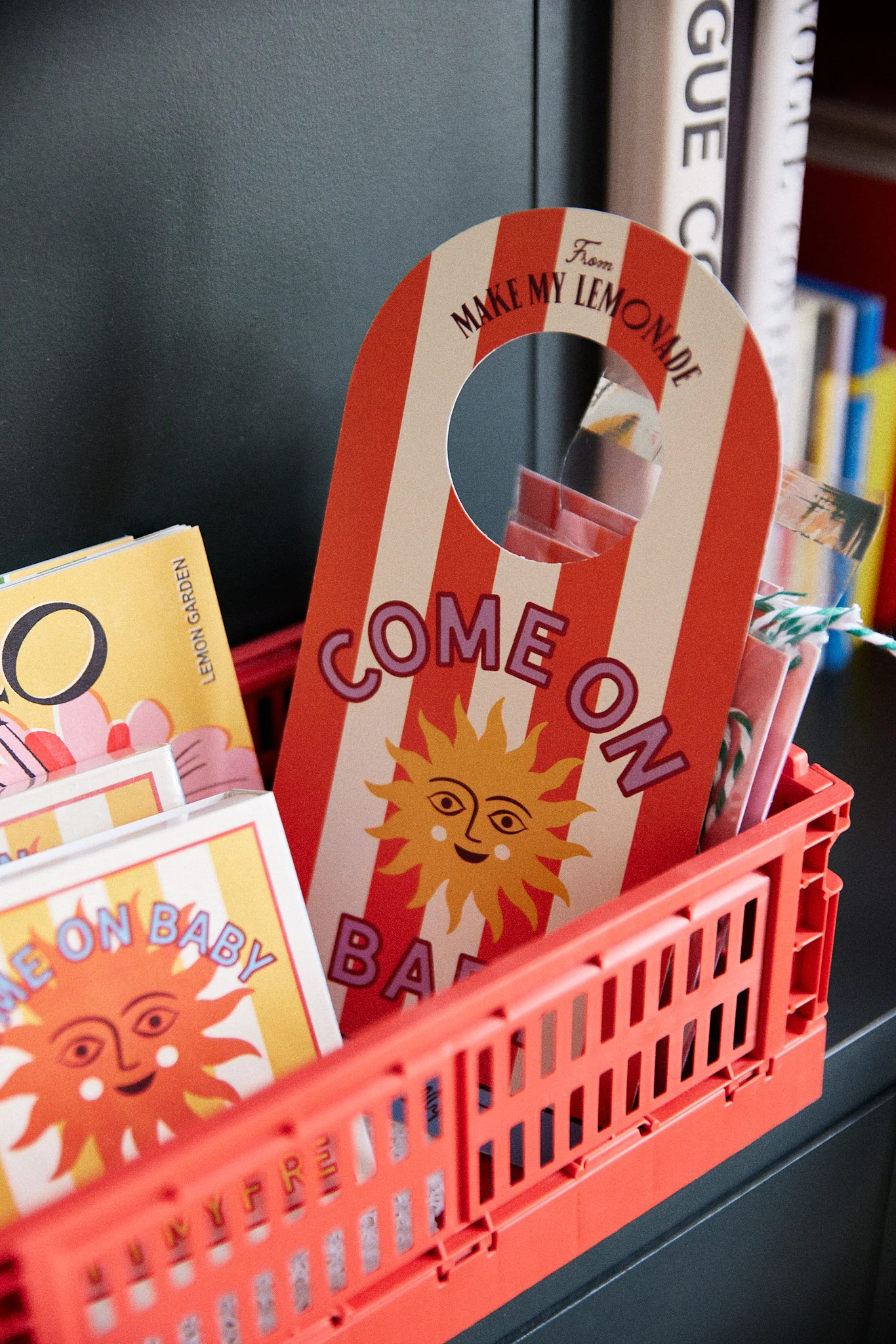 DOOR SIGN YELLOW & PURPLE - Image 6